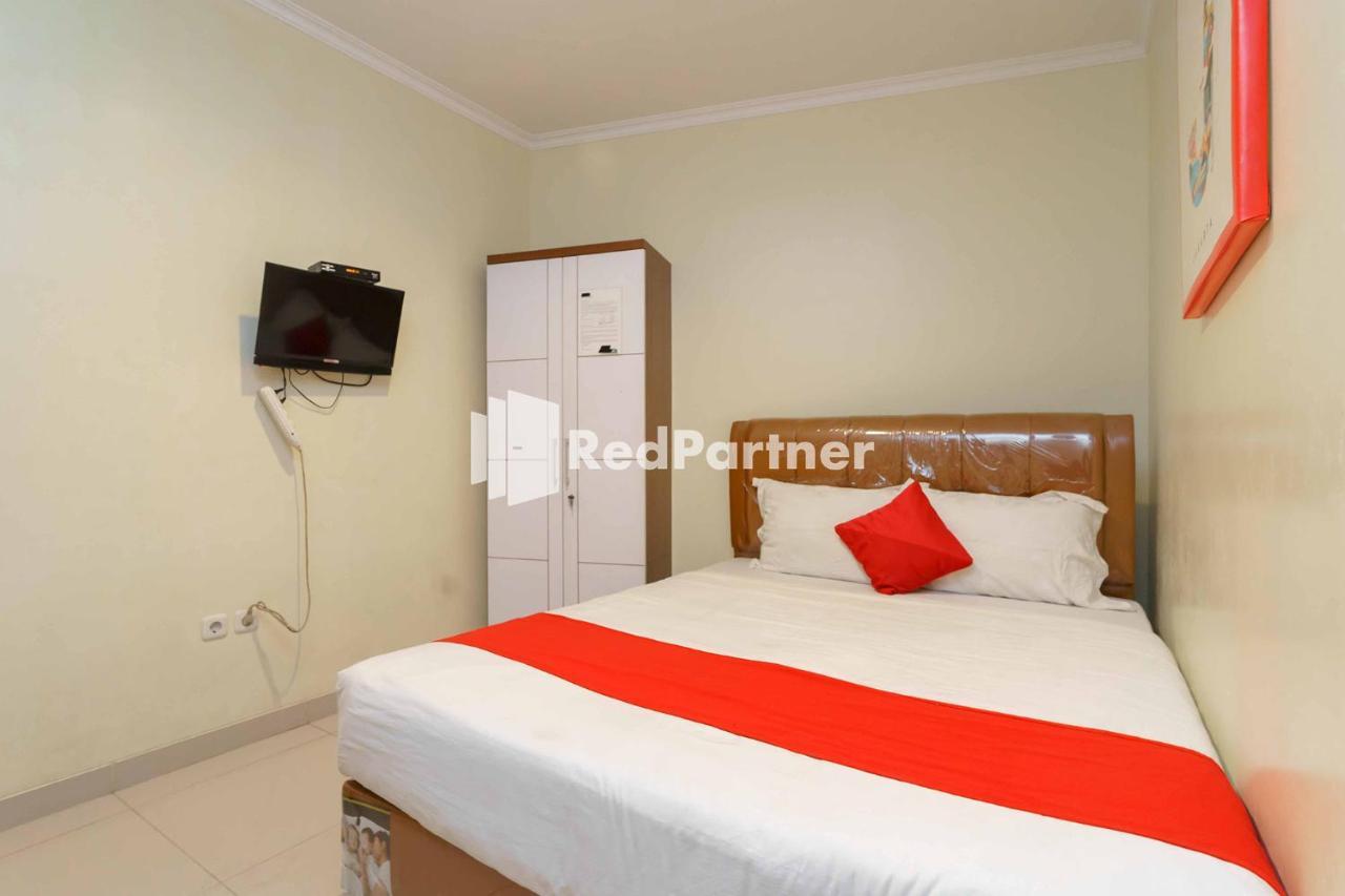 Jo Residence Syariah Redpartner Джакарта Экстерьер фото